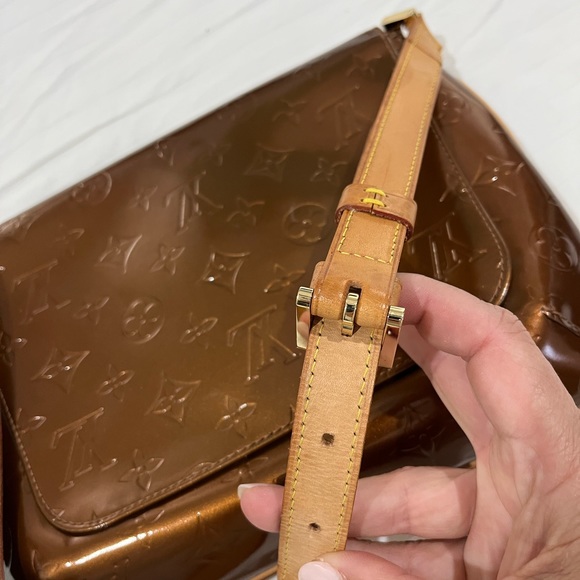 Authentic Vintage Louis Vuitton Thompson St Vernis Leather bronze shoulder bag - Picture 15 of 16